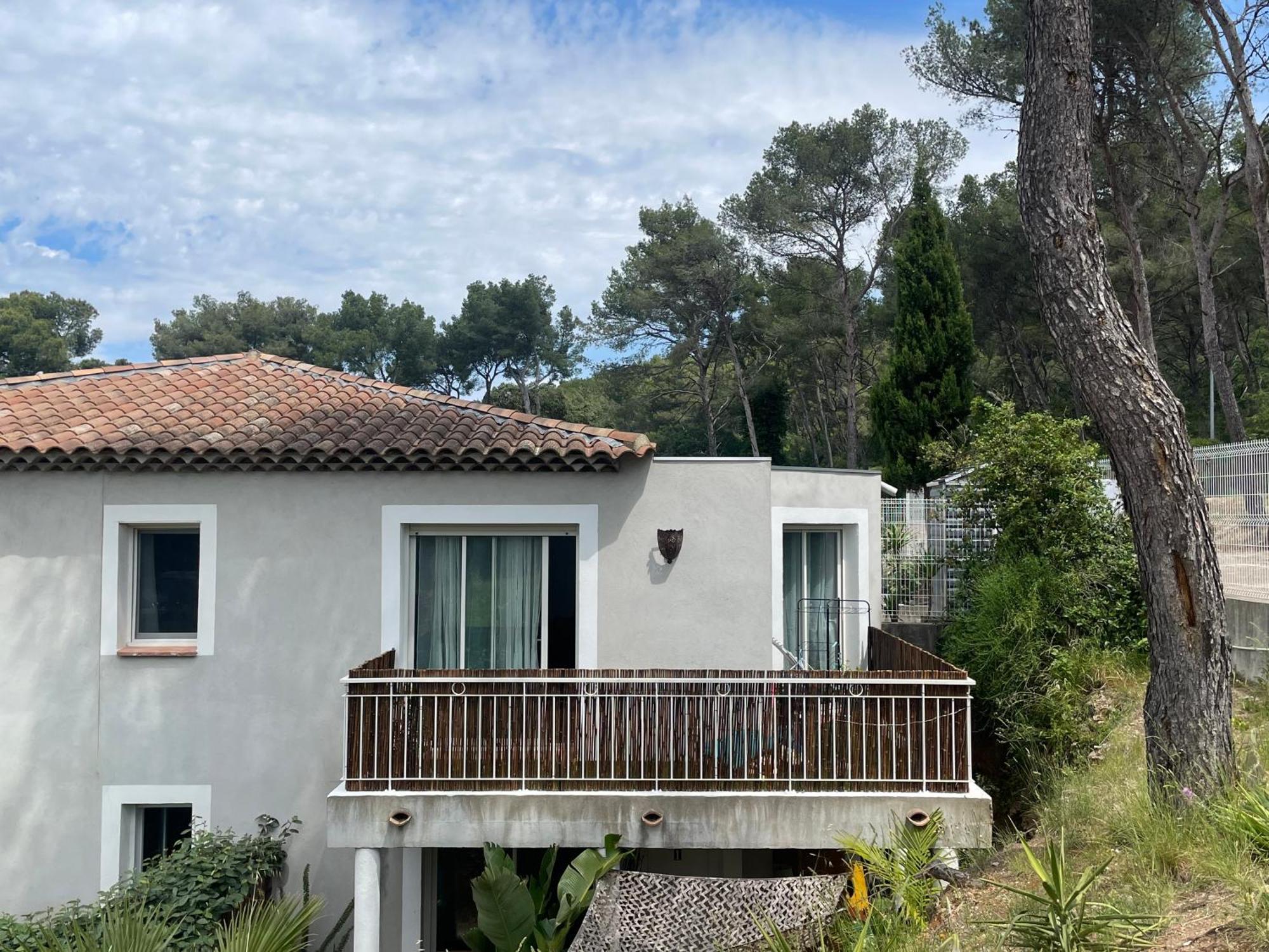 Appartement Proche Des Plages Carqueiranne Esterno foto